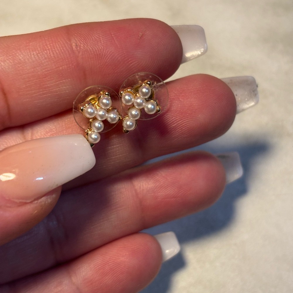Elegant Gold tone  and cross Pearl Stud Earrings